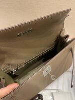 hm kelly 28cm etoupe epsom leather silver hardware