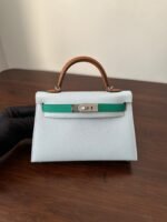 hm kelly mini 20 cloud blue epsom silver hardware