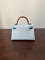 hm kelly mini 20 cloud blue epsom silver hardware