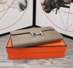 hm clutch constance 20.5 khaki calfskin silver hardware