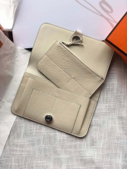 hm dogon wallet 20 beige togo shw