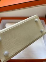 kelly mini 20 bag in oat tan calfskin with silver hardware