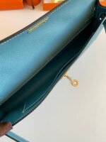 kelly cut 31 in azure blue calfskin with gold hardware