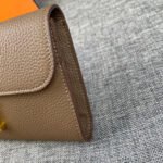 hm clutch constance 22 ash brown calfskin gold hardware