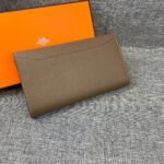 hm clutch constance 22 ash brown calfskin gold hardware