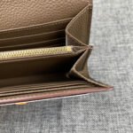 hm clutch constance 22 ash brown calfskin gold hardware