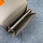 hm clutch constance 22 khaki calfskin gold hardware