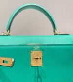 kelly 28cm in vert vertigo epsom calfskin gold hardware