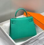 kelly 28cm in vert vertigo epsom calfskin gold hardware