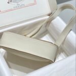 hm jypsiere shoulder bag 23 in beige calfskin gold hardware