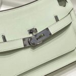 hm jypsiere shoulder bag 23 in light green calfskin silver hardware