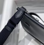 hm jypsiere shoulder bag 23 in navy blue calfskin silver hardware