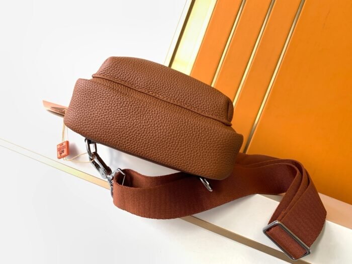 HERM Cross Body Bag - 图片 3