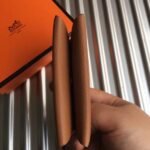 HERM Calvi Card Holder In Gold  Epsom Leather - 图片 2