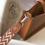 HERM Evelyne III TPM Bag In Gold Clemence Leather - 图片 4