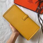 HERM Jige Elan 29 Clutch In Yellow Epsom Leather - 图片 4