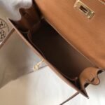 herm kelly 28cm bag in gold epsom leather ghw