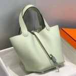 HERM Picotin Lock 18 Bag In Vert Fizz Clemence Leather