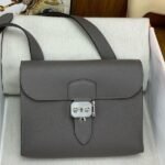HERM Sac a Depeches 21 Bag in Etain Clemence Leather
