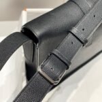 HERM Steve Light Junior Messenger Bag in Black Clemence Leather - 图片 4