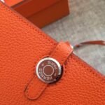 HERM Dogon Duo Wallet In Orange Clemence Leather - 图片 4