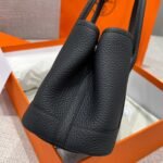 garden party 23cm in black calfskin