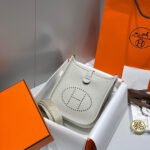 mini neo 18 evelyne bag in grey grained calfskin