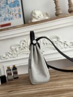 herbag zip 31 laquered bag in off white mix black h plume canvas