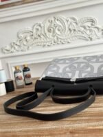 herbag zip 31 laquered bag in off white mix blue h plume canvas