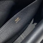 halzan 25 handle bag in black grained calfskin hard hardware