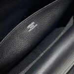 halzan 25 handle bag in black grained calfskin silver hardware