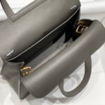halzan 25 handle bag in grey grained calfskin