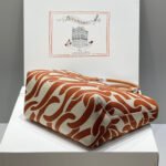 steeple 28 bag in off white mix brown canvas and calfskin