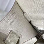 kelly 28cm in nata epsom calfskin silver hardware