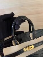 Hermès Birkin 25 Black gold crocodile skin customization - Image 6
