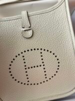 Hermes Evelyn 𝖬𝗂𝗇𝗂 17 Palladium Hardware -Top master - Image 4