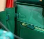 Herm&egrave;s Birkin platinum bag, emerald green color, South African ostrich leather, fully hand-sewn, gold buckle, 25cm long customization - Image 7