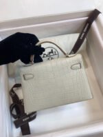 Herm&egrave;s Kelly II 19cm Glacier White American crocodile leather - Image 7