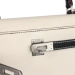Hermes Special Order (HSS) Kelly Sellier 25 Nata and Black Chevre Mysore Brushed Palladium Hardware - Image 7