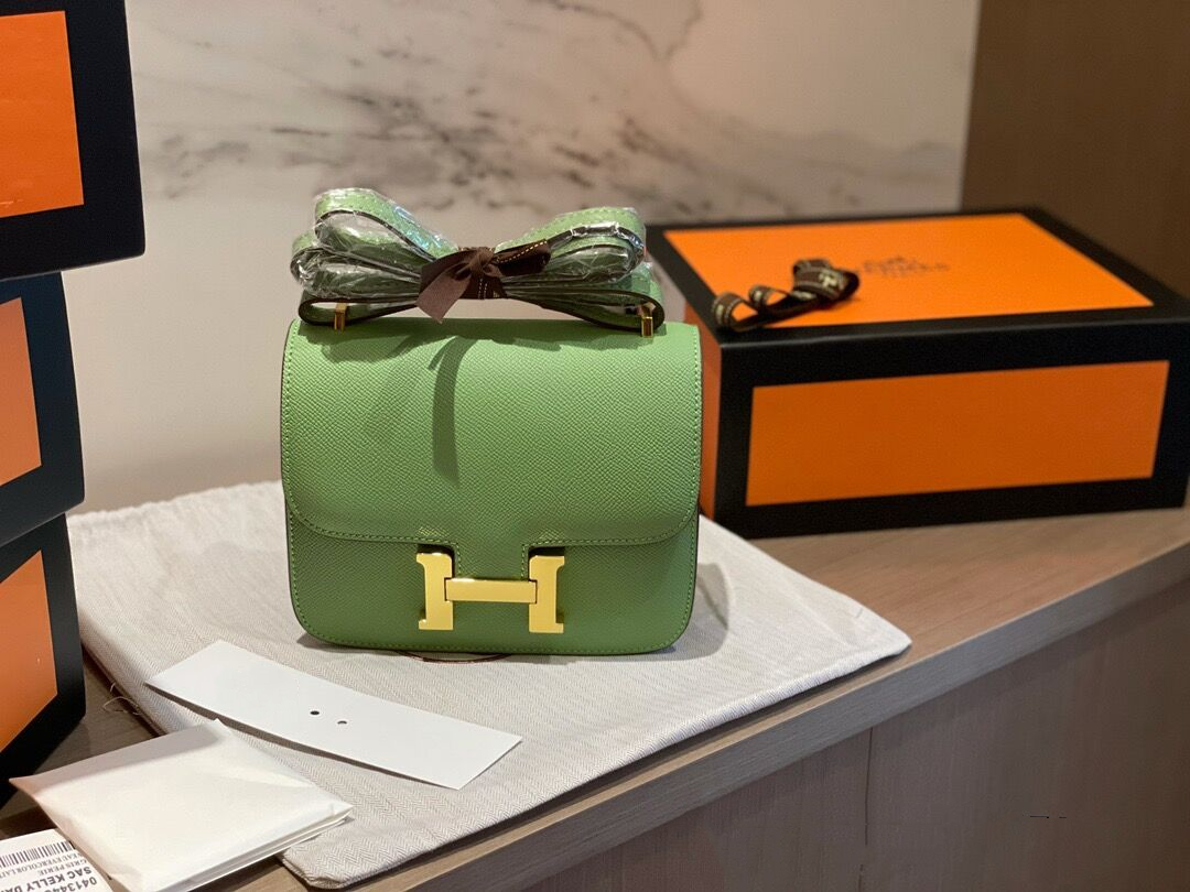 15531F3B-C7CD-F00B-6B0C-45ABCC01B1AF.png Hermes Constance Mini 19-24 - Image 1