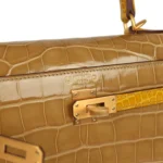 Hermes Special Order (HSS) Kelly Sellier 25 Beige Sable and Jaune Ambre Shiny Alligator Mississpiensis Brushed Gold Hardware - Image 7