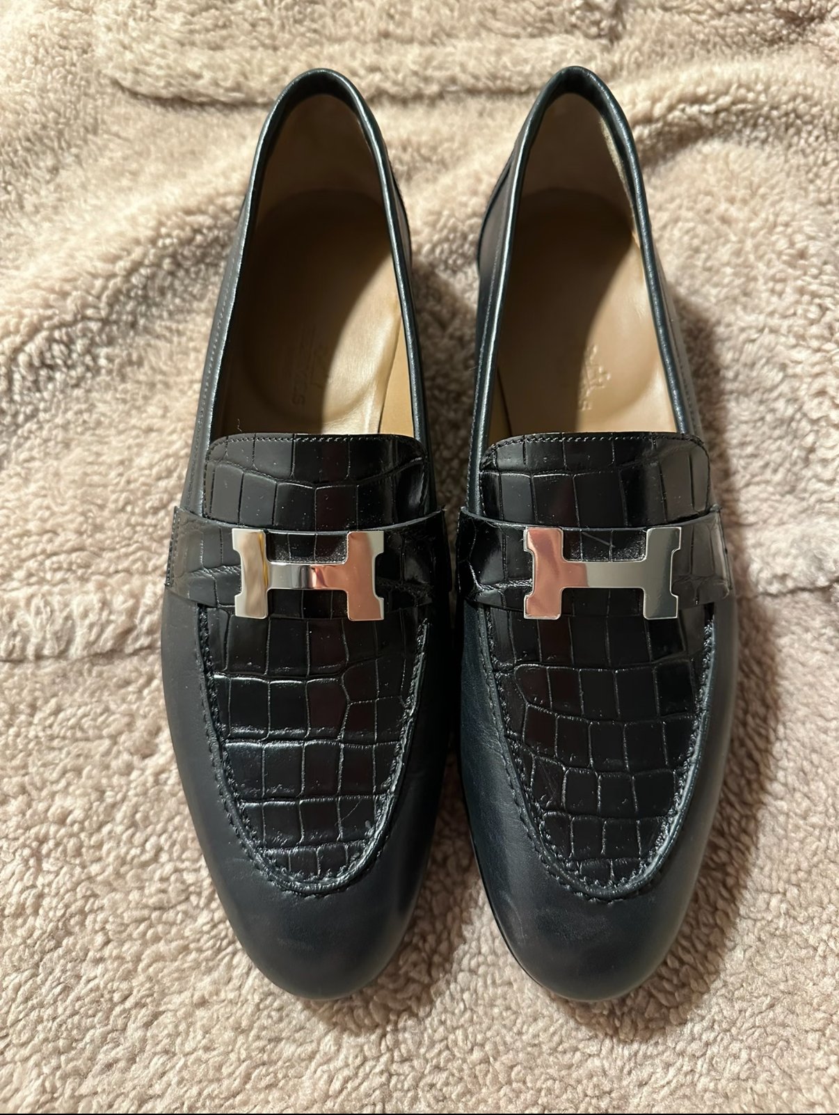 246ECB41-DBFF-D5EB-0012-A619B783D708.jpg Hermès women's crocodile leather shoes custom - Image 1