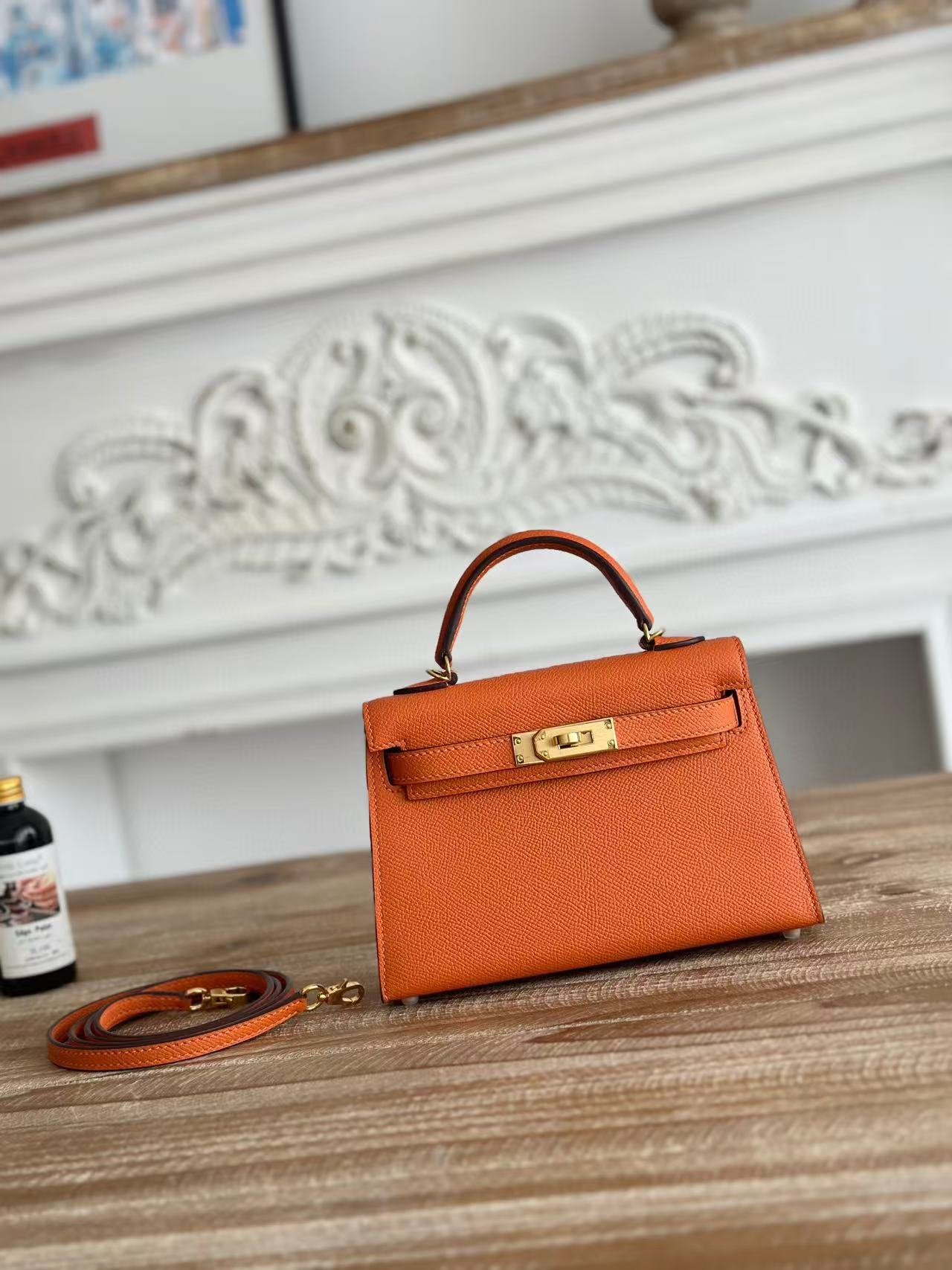 3296E86B-4F35-00E6-CC01-369506AEBB3B.jpg Hermes Kelly Mini 19 Custom-made - Image 1