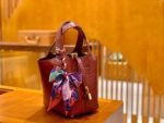 Hermes Piction Basket Bag - Persimmon Red - First Grade Nile Crocodile Skin - Matte Finish - Hand-stitched Velvet Thread - Gold Buckles - 18cm - Image 2