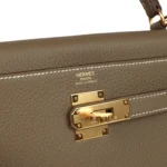 Hermes Kelly Retourne 32 Etoupe Togo Gold Hardware - Image 7