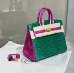 Herm&egrave;s 25-35 inverted V shiny crocodile leather emerald green - Image 4