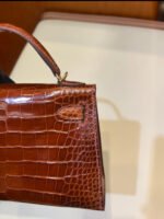 Herm&egrave;s Kelly Mini Honey Brown Gold Buckle Crocodile Leather Custom - Image 4