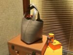 Hermes Piction Basket Bag, Sparrow Grey, Nile Crocodile Skin, 18cm, Fully Hand-Embroidered - Image 3