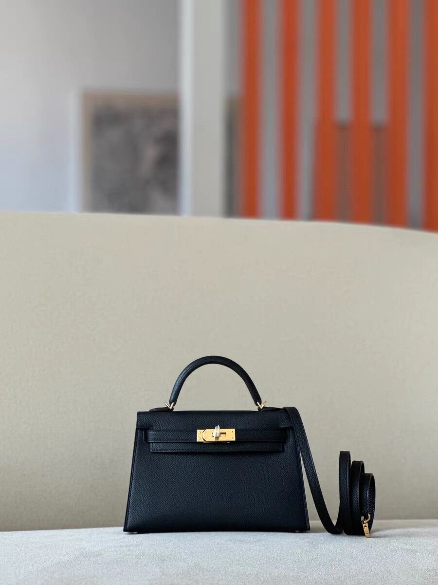 615AD5A4-3E89-1F6F-5D00-BF7650FAD235.jpg Hermes Kelly2 Mini 19 - Image 1