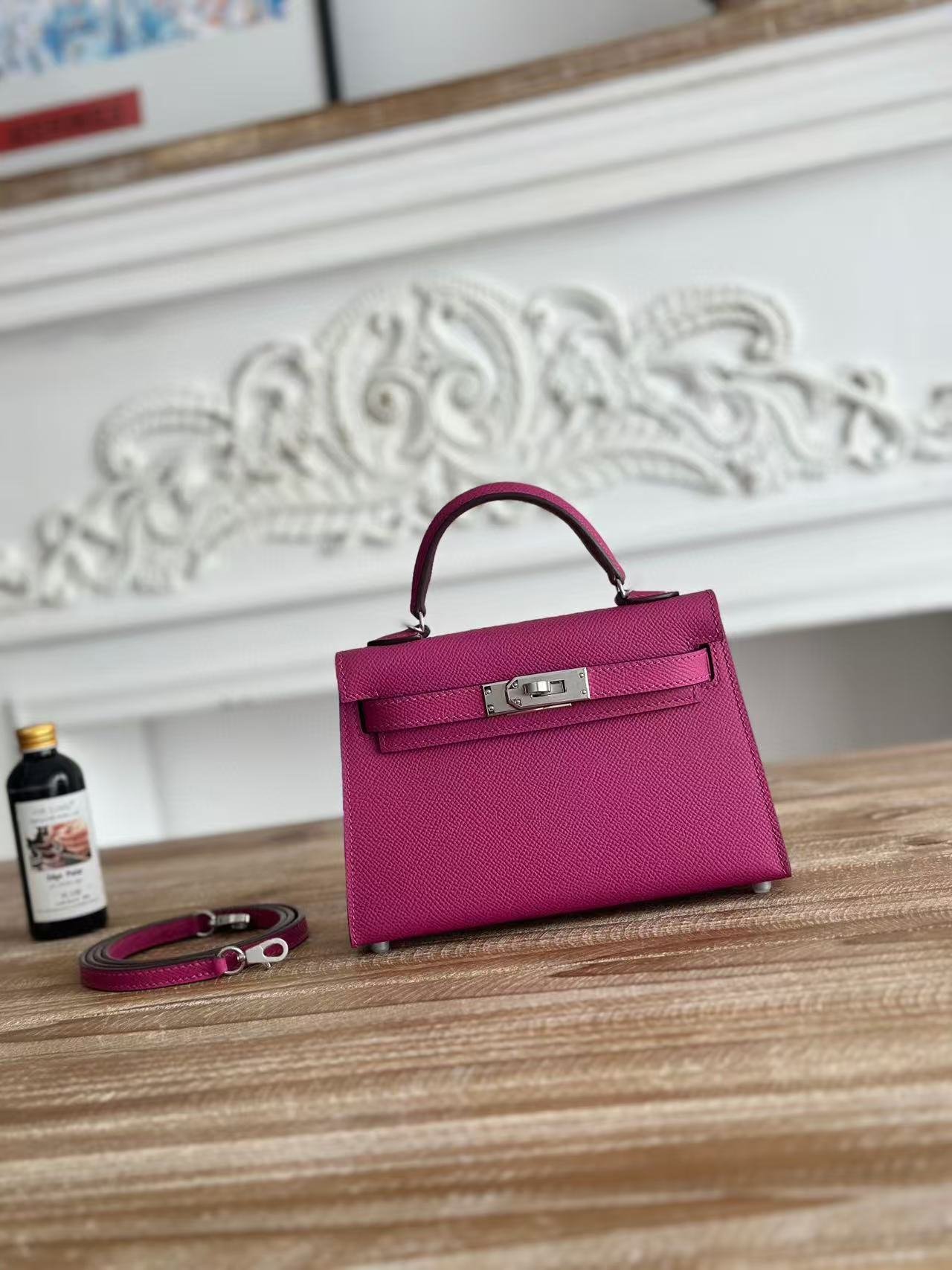 6186D630-F56D-D734-F97C-6DA2E0415D1F.jpg Hermes Kelly2 Mini 19 Custom-made - Image 1